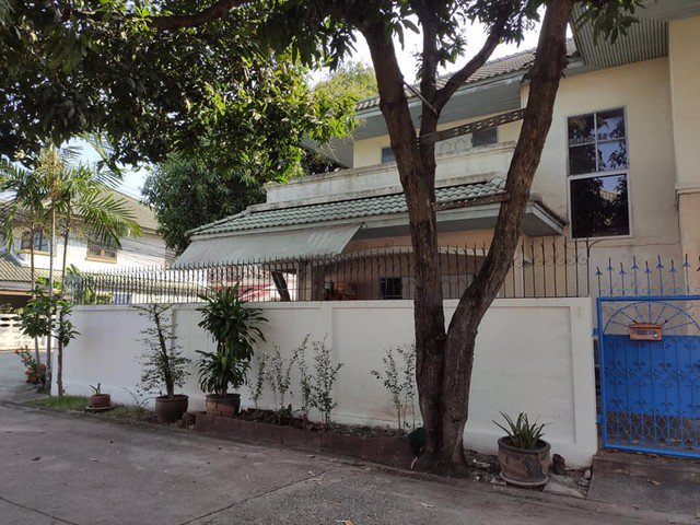 ขายบ้านเดี่ยวซอยรามอินทรา34บ้านหลังมุม-ใกล้เลียบด่วนรามอินทรา-เกษตรนวมินทร์