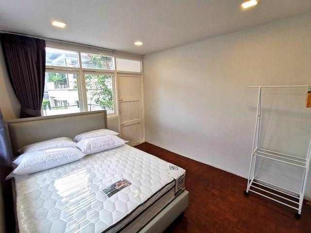 ให้เช่าบ้านเดี่ยว2ชั้นใกล้mrtสุทธิสาร500เมตรพร้อมอยู่