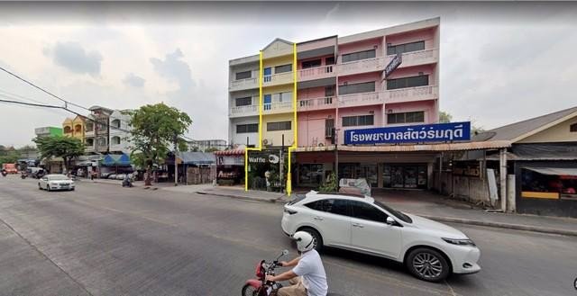 ให้เช่าอาคารพาณิชย์45-ชั้นริมถนนลาดพร้าววังหิน-ใกล้วัดลาดพร้าว-ถนนกว้าง-4-เลน-ไฟฟ้า-3-เฟส