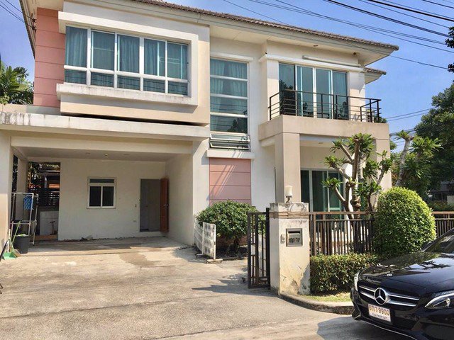 ให้เช่าบ้านเดี่ยวไลฟ์-บางกอก-บูเลอวาร์ด-ปิ่นเกล้า-เพชรเกษม-ติดถนนพุทธมลฑลสาย-4