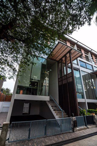 ให้เช่าทาวน์โฮม45ชั้น-loft-designซอยสุขุมวิท64ใกล้btsปุณวิถี-หลังมุม