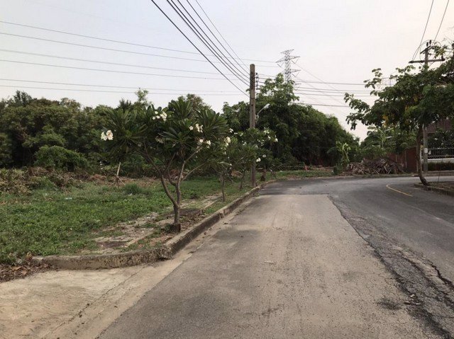 ขายที่ดินเนื้อที่-304-ตรวหมู่บ้านงามทวีการ์เด้นท์ตลิ่งชัน-ซอยบางระมาด9-ใกล้ถนนกาญจนาภิเษก