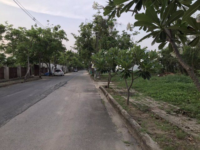 ขายที่ดินเนื้อที่-304-ตรวหมู่บ้านงามทวีการ์เด้นท์ตลิ่งชัน-ซอยบางระมาด9-ใกล้ถนนกาญจนาภิเษก