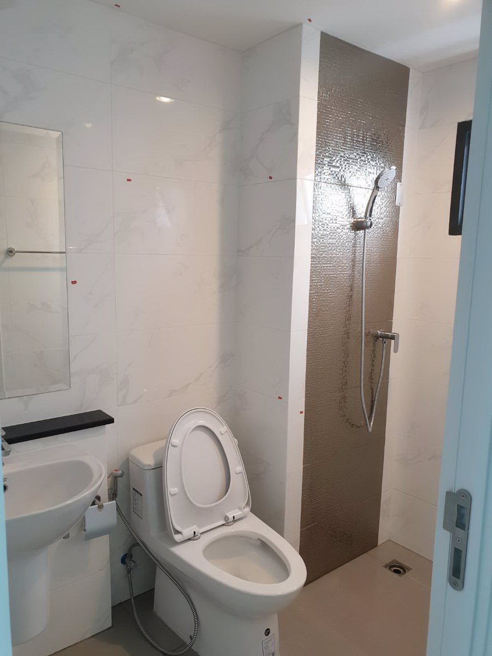 ให้เช่าอาคารพาณิชย์หรูใหม่-45-ชั้น-พร้อมลิฟท์-มีที่จอดรถ-โครงการ-the-master-at-bts-onnut-2-ติดถนนอ่