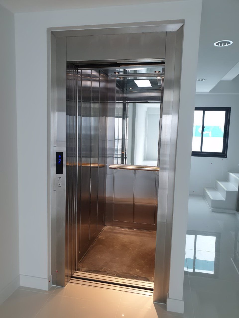 ให้เช่าอาคารพาณิชย์หรูใหม่-45-ชั้น-พร้อมลิฟท์-มีที่จอดรถ-โครงการ-the-master-at-bts-onnut-2-ติดถนนอ่