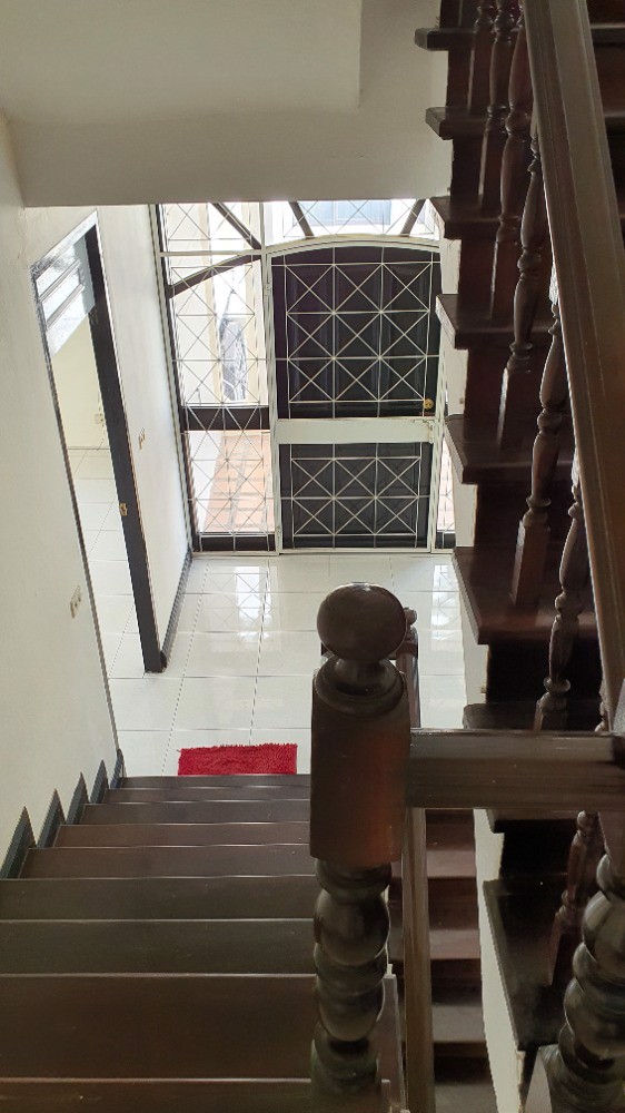 ขายทาวน์เฮ้าส์-4-ชั้น-49-ตรว-ซอยสุวรรณมณี-ประชาอุทิศ-23-ใกล้สี่แยกเหม่งจ๋าย-และโรงเรียนนานาชาติ