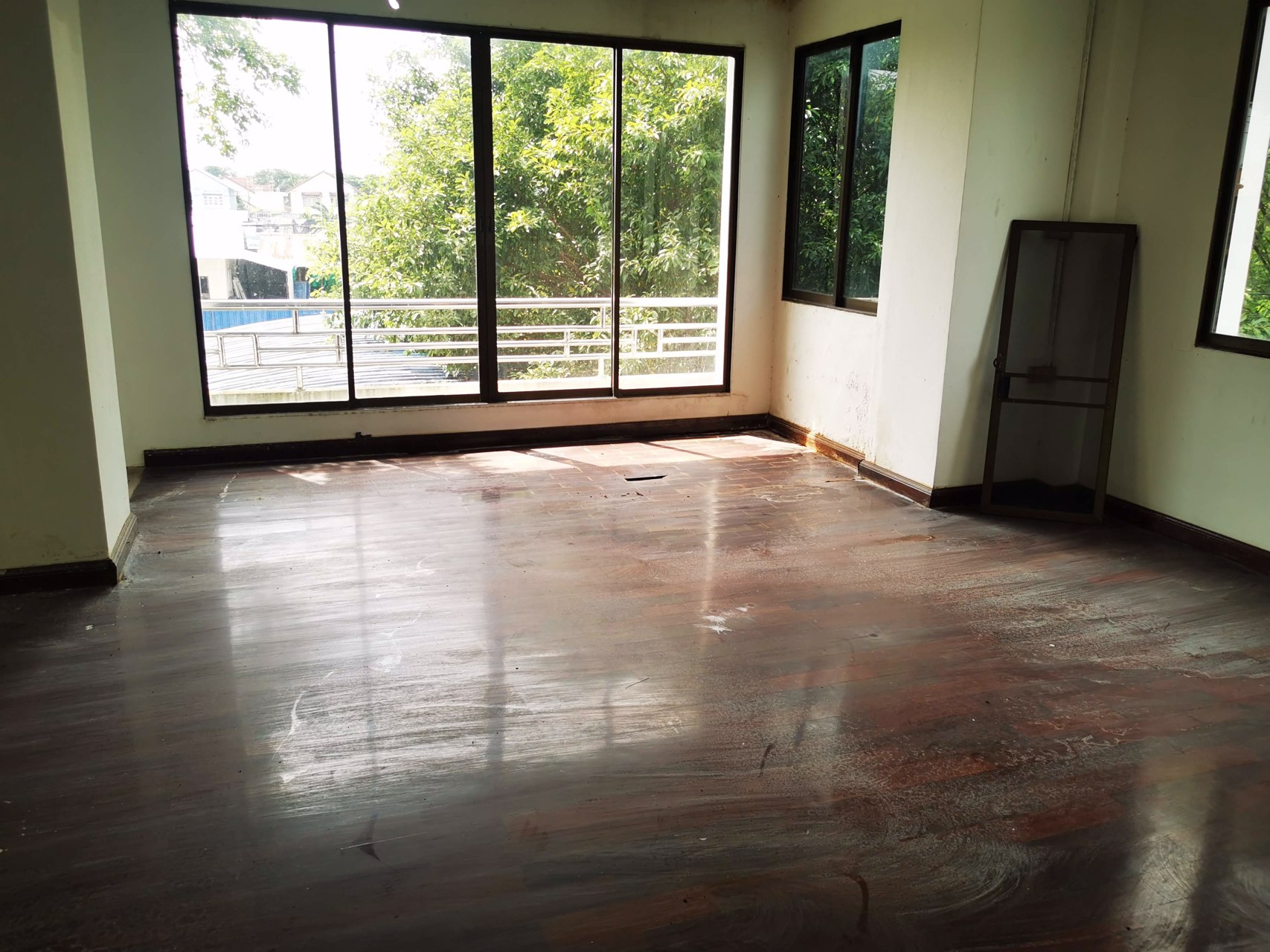 ขายบ้านเดี่ยวบนที่ดิน-422-ตรว-ติดถนน-ซทวีวัฒนา-กาญจนาภิเษก-10-2-ปากซอยทางเข้าบ้านสวยริมธาร3-4