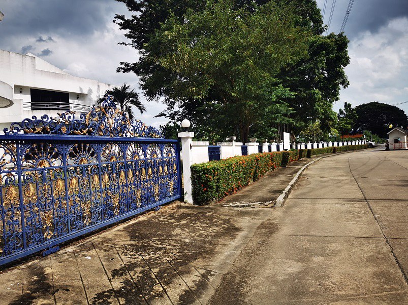 ขายบ้านเดี่ยวบนที่ดิน-422-ตรว-ติดถนน-ซทวีวัฒนา-กาญจนาภิเษก-10-2-ปากซอยทางเข้าบ้านสวยริมธาร3-4