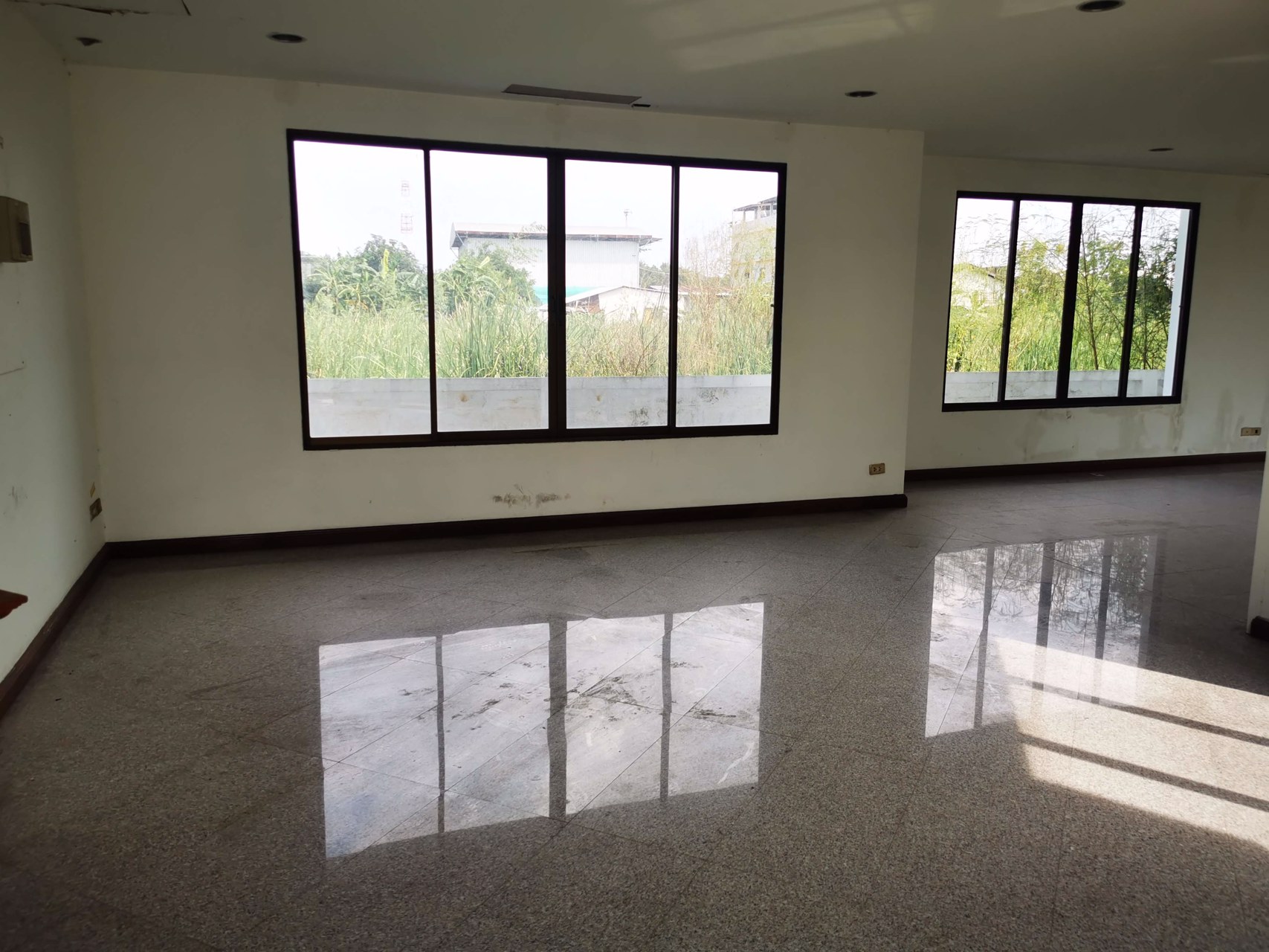 ขายบ้านเดี่ยวบนที่ดิน-422-ตรว-ติดถนน-ซทวีวัฒนา-กาญจนาภิเษก-10-2-ปากซอยทางเข้าบ้านสวยริมธาร3-4