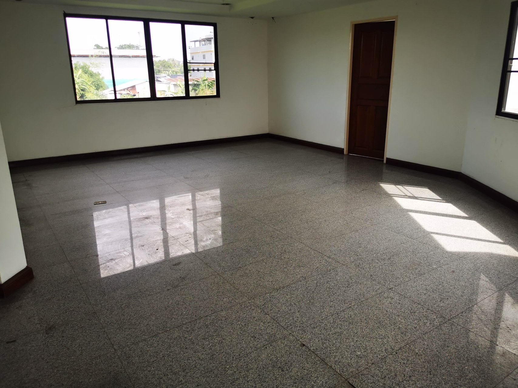 ขายบ้านเดี่ยวบนที่ดิน-422-ตรว-ติดถนน-ซทวีวัฒนา-กาญจนาภิเษก-10-2-ปากซอยทางเข้าบ้านสวยริมธาร3-4