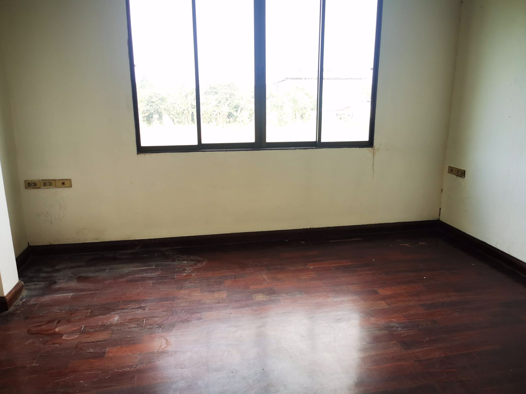 ขายบ้านเดี่ยวบนที่ดิน-422-ตรว-ติดถนน-ซทวีวัฒนา-กาญจนาภิเษก-10-2-ปากซอยทางเข้าบ้านสวยริมธาร3-4