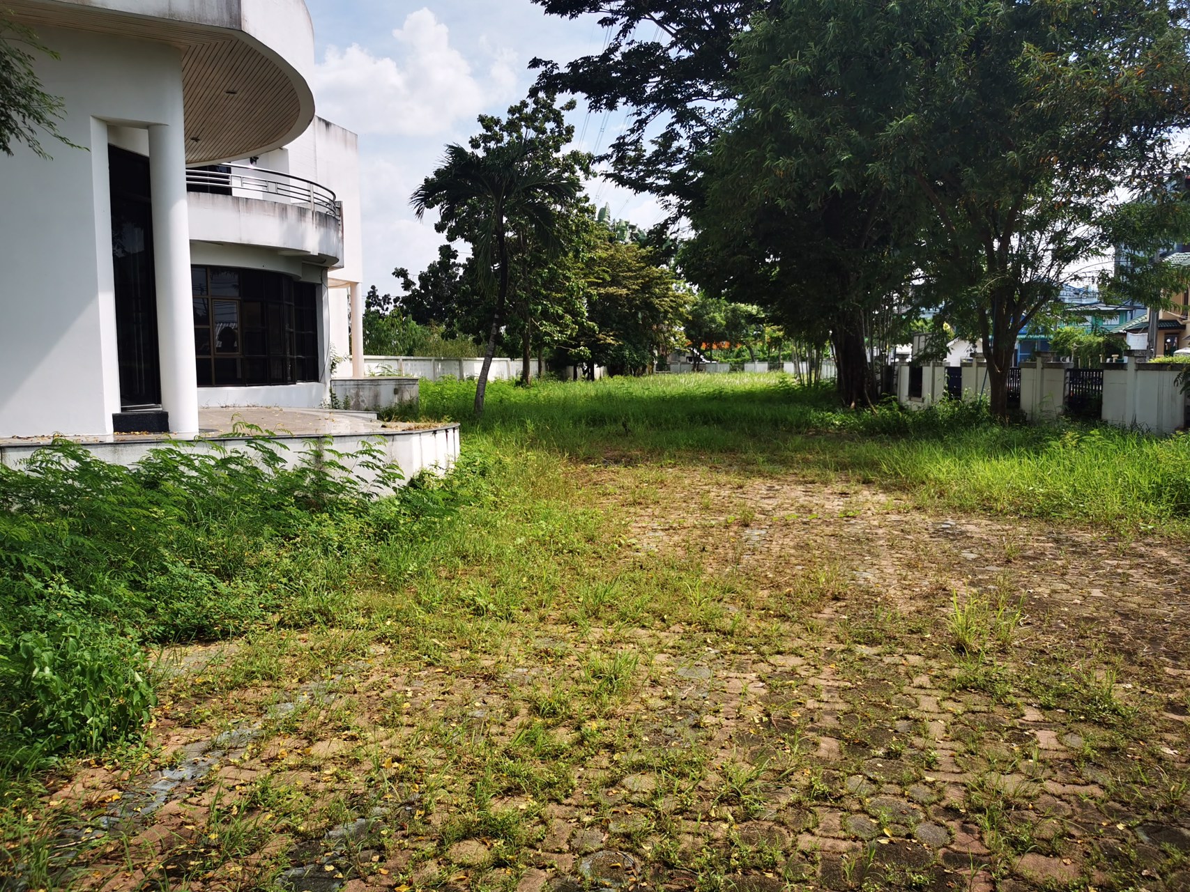 ขายบ้านเดี่ยวบนที่ดิน-422-ตรว-ติดถนน-ซทวีวัฒนา-กาญจนาภิเษก-10-2-ปากซอยทางเข้าบ้านสวยริมธาร3-4