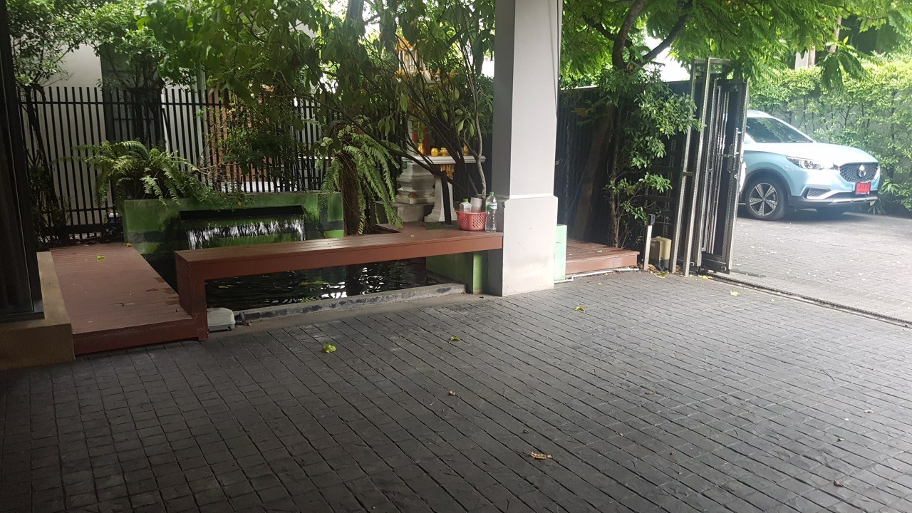 ขายบ้านแฝด-the-plot-yen-akat-3-ชั้น-ซอยเย็นอากาศ-2-เขตยานนาวา-ใกล้ถนนพระรามสี่-คลองเตย