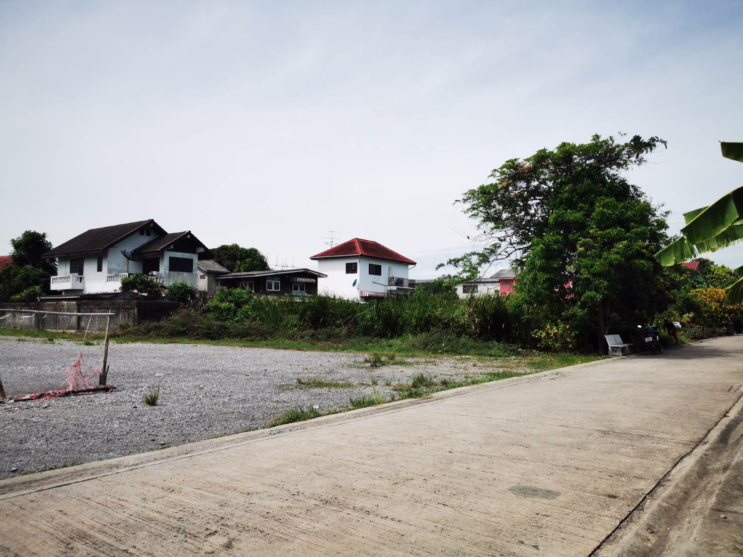 ขายที่ดิน-1075-ตรว-ในซอยเฉลิมพระเกียรติ-ร9-ซอย-25-เข้าซอย-330-ม-ใกล้สวนหลวงร9