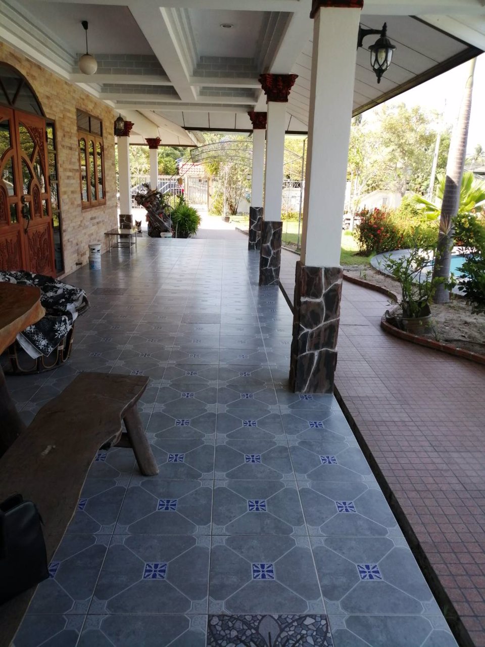 ขายบ้านตากอากาศ-2-ชั้น-ขนาด-415-ตรว-พร้อมสระว่ายน้ำ-ใกล้ทะเลอ่าวมะนาว-ใกล้วัดห้วยยาง-ทับสะแก-ประจวบ