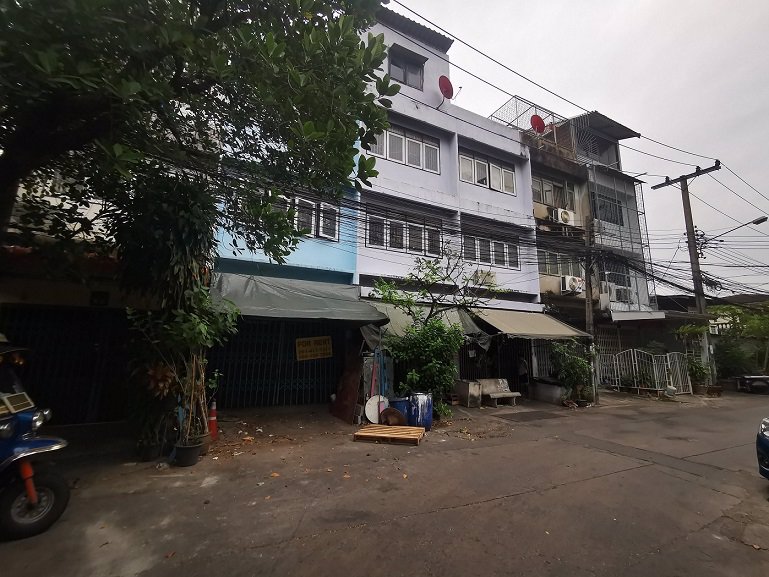 ขายอาคารพานิชย์-3ชั้น-ซอยวัดไผ่เงิน-ถนนสาธุประดิษฐ์-20-เข้าทางซอยจันทร์-43-แยก-26