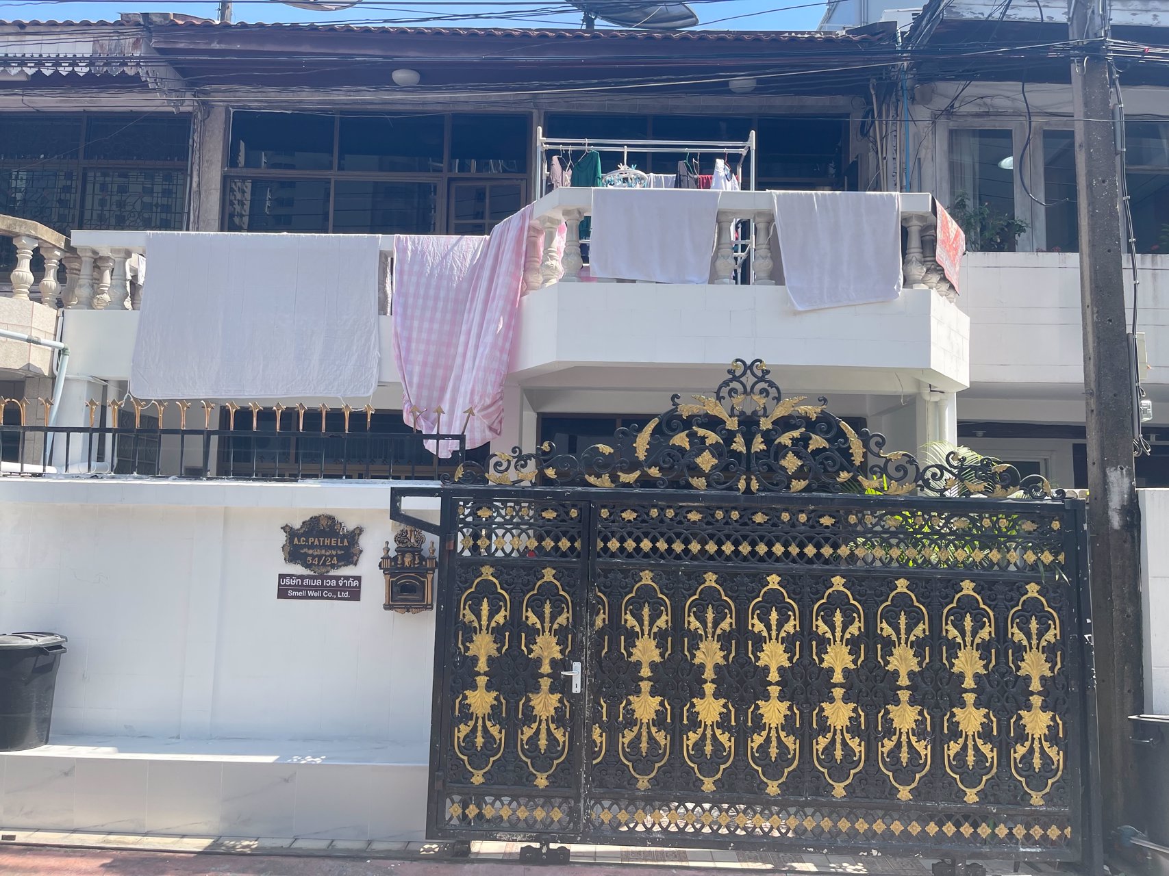 ขายทาวน์เฮ้าส์-2-ชั้น-27-ตรว-3ห้องนอน-2-ห้องน้ำ-ซอยสุขุมวิท26-ซอยอารีย์-ใกล้-btsพร้อมพงษ์