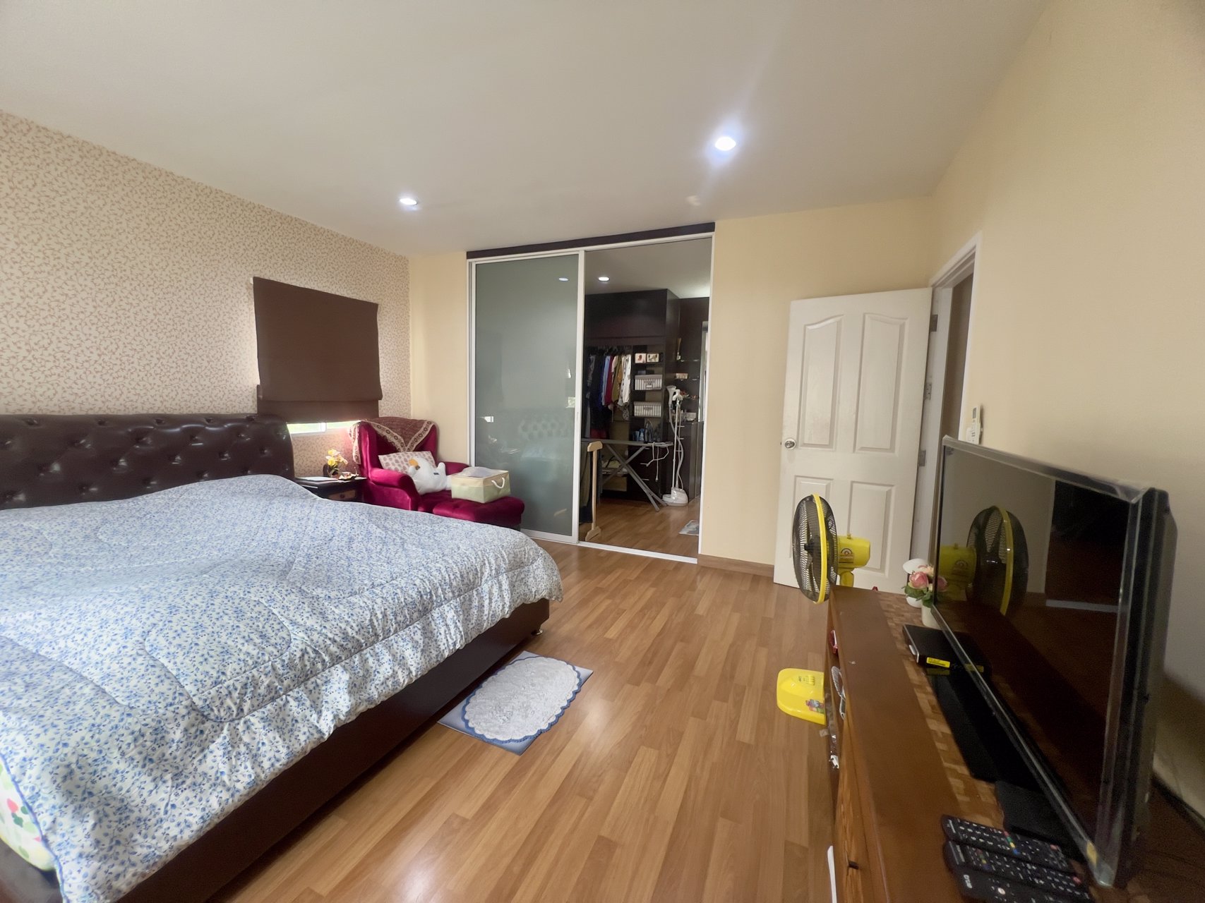 ขายบ้านเดี่ยว-2-ชั้น-ในหมู่บ้านภัสสรเพรสทีจ-อ่อนนุช-เฉลิมพระเกียรติ-ร9-พร้อมเฟอร์นิเจอร์