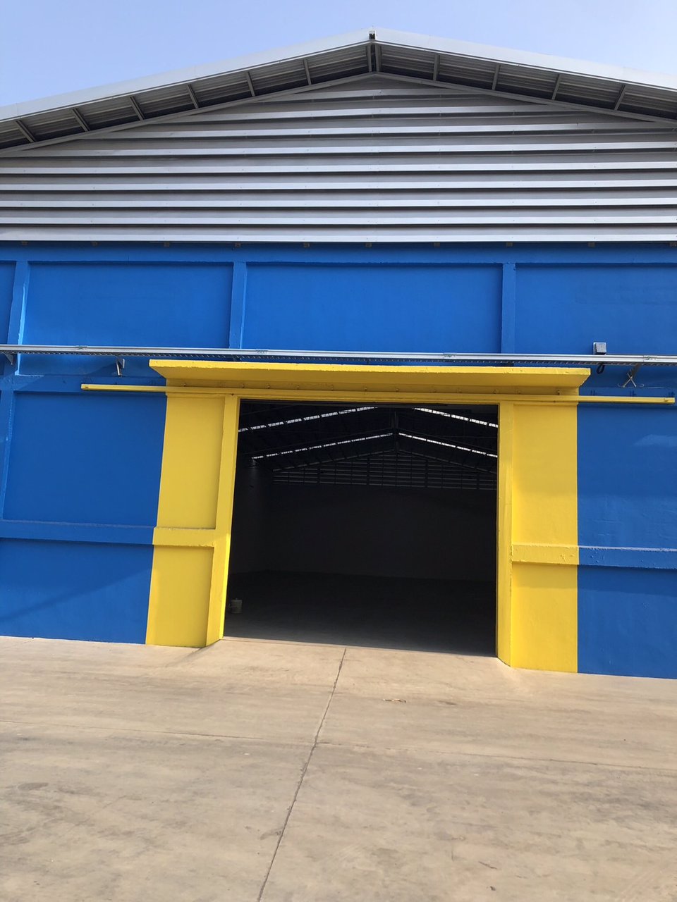 ให้เช่าโกดัง-คลังสินค้าใหม่-ริมถนน-พหลโยธิน-กม-40-ใกล้มอเตอร์เวย์ตรงข้ามมหาวิทยาลัยธรรมศาสตร์