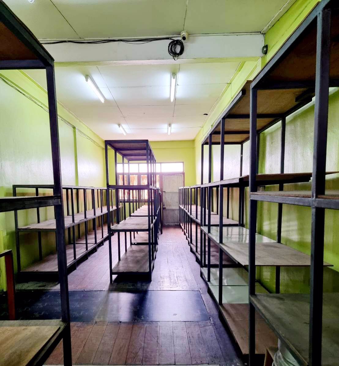 ขายตึกแถว-2ชั้น-ถนนสุนทรโกษาแถวตลาดปีนังคลองเตย-เหมาะสำหรับค้าขาย-เก็บสต็อกสินค้า