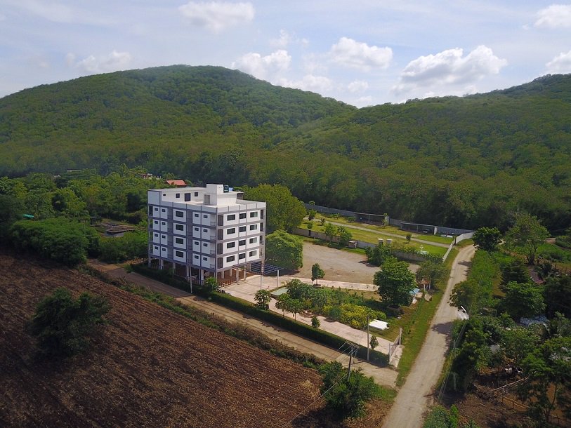 ขายอาคาร-7-ชั้น-787-ตรว-ที่ปากช่อง-เขาใหญ่-ใกล้สามแยกเขาแคน-วิวสวยมาก