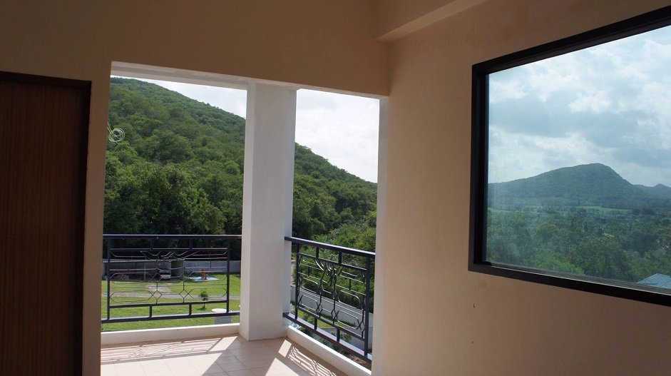 ขายอาคาร-7-ชั้น-787-ตรว-ที่ปากช่อง-เขาใหญ่-ใกล้สามแยกเขาแคน-วิวสวยมาก