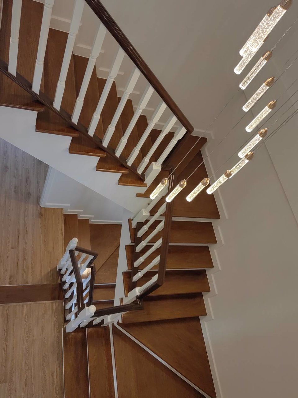 ให้เช่าโฮมออฟฟิศ-4-ชั้น-โครงการพลัสพาร์ค-อเวนิว-ลาซาล-ศรีนครินทร์-ตกแต่งใหม่-สิ่งแวดล้อมดี-ใกล้-bts