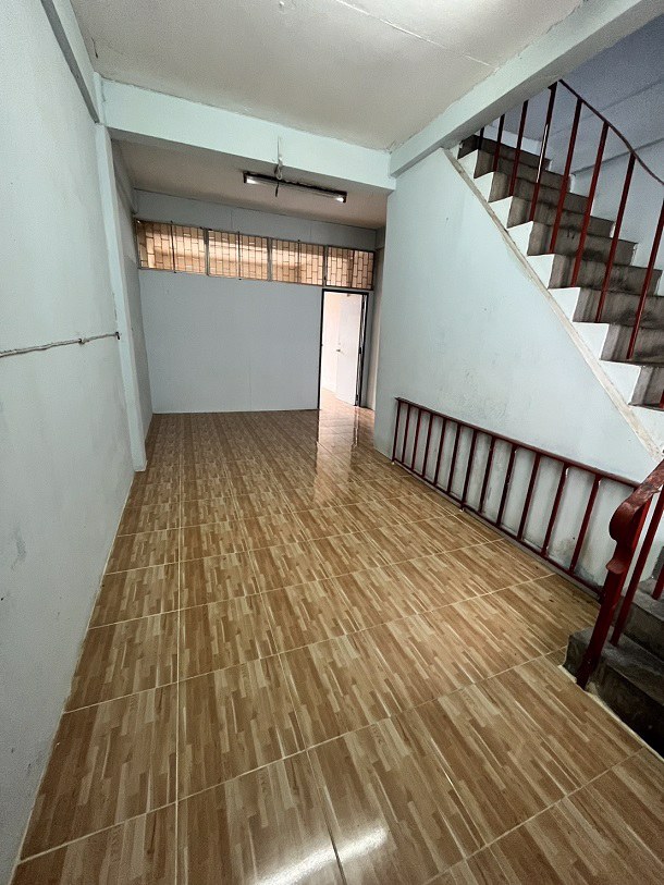 ขายอาคารพานิชย์-3ชั้น-ซอยวัดไผ่เงิน-ถนนสาธุประดิษฐ์-20-เข้าทางซอยจันทร์-43-แยก-26