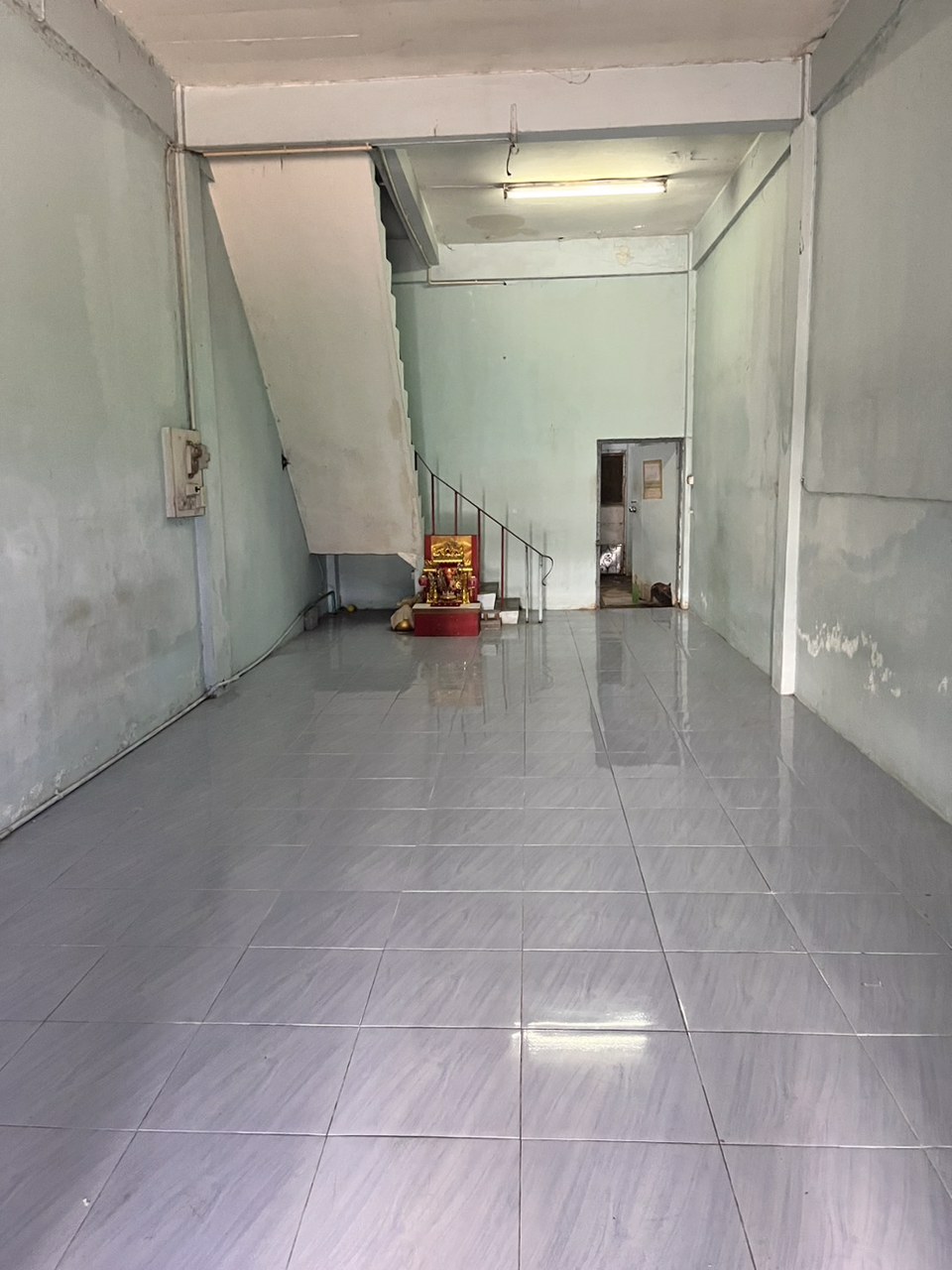 ขายอาคารพานิชย์-3ชั้น-ซอยวัดไผ่เงิน-ถนนสาธุประดิษฐ์-20-เข้าทางซอยจันทร์-43-แยก-26