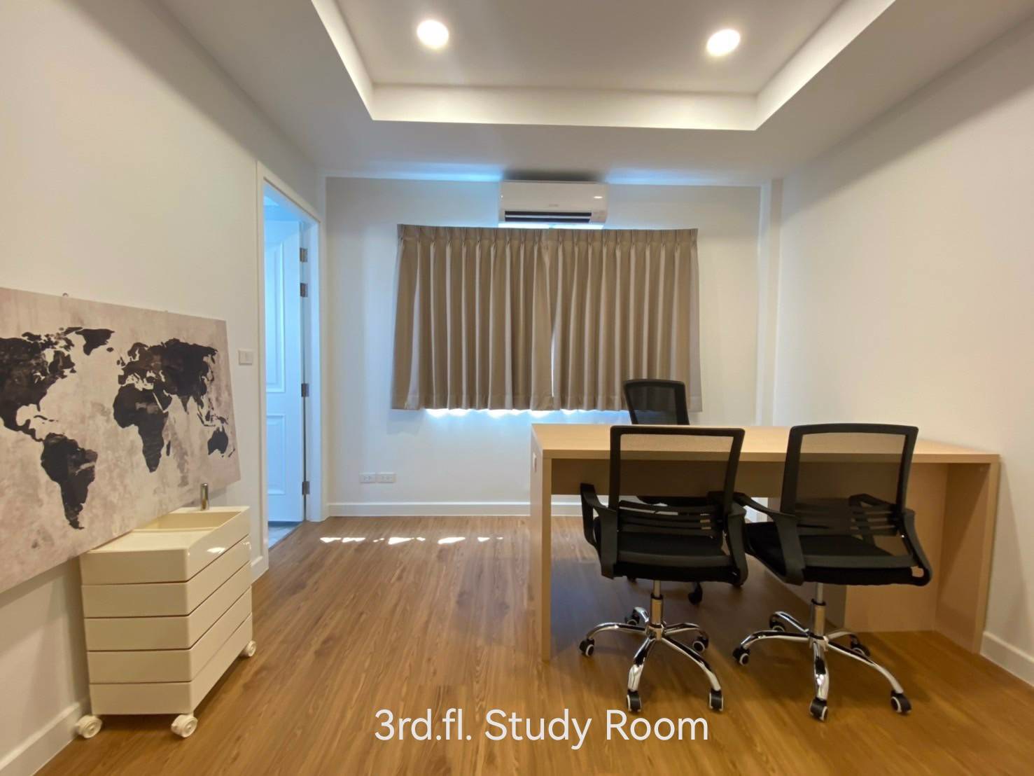 ให้เช่าโฮมออฟฟิศ-4-ชั้น-โครงการพลัสพาร์ค-อเวนิว-ลาซาล-ศรีนครินทร์-ตกแต่งใหม่-สิ่งแวดล้อมดี-ใกล้-bts