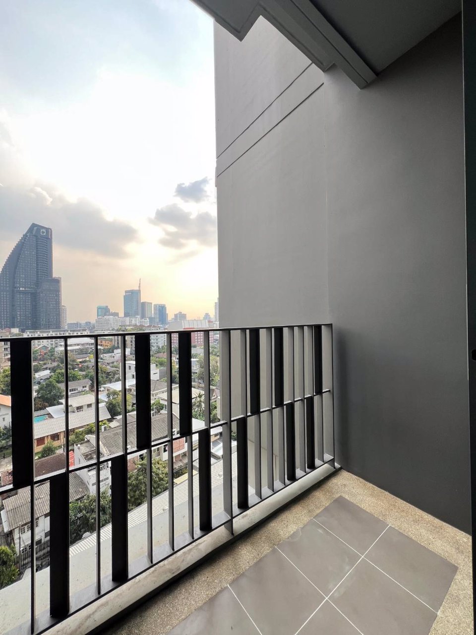 sell-rent-kyene-by-sansiri-condominium-1-bedroom-near-bts-thonglor-room