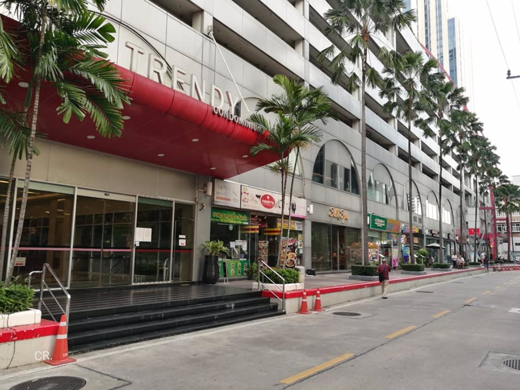 ขายคอนโด-เดอะเทรนดี้-2นอน-2น้ำ-พื้นที่-67ตรม-ชั้น-7-วิวสระว่ายน้ำ