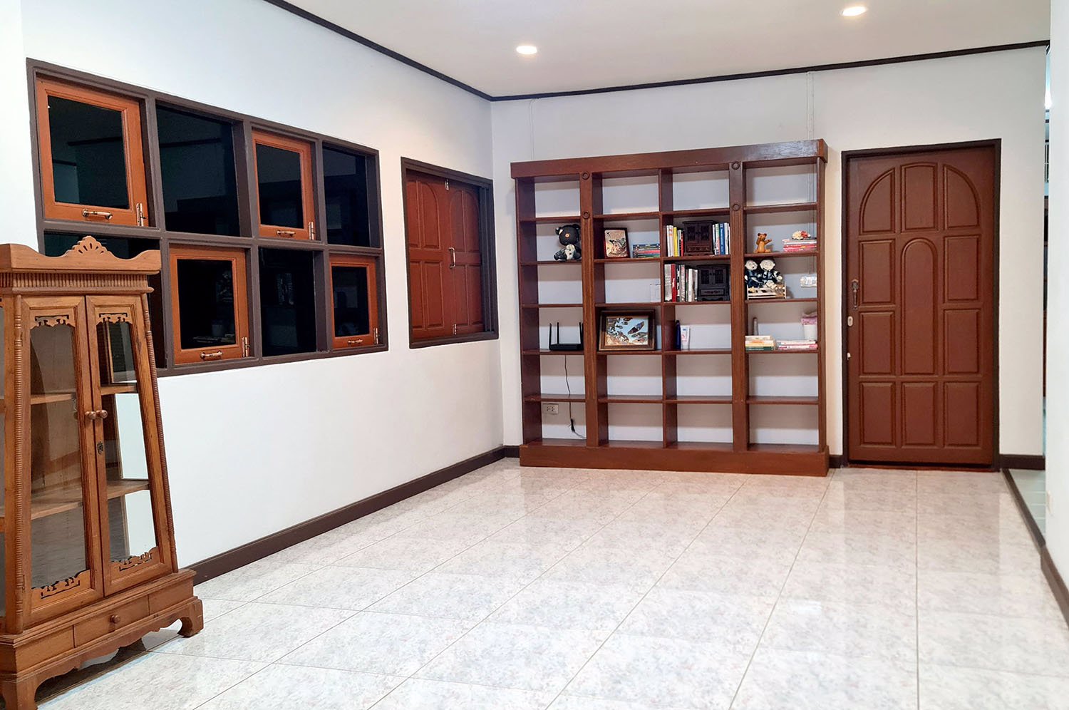 ขายบ้านสไตล์โคโลเนียลใจกลางเมืองน่าน