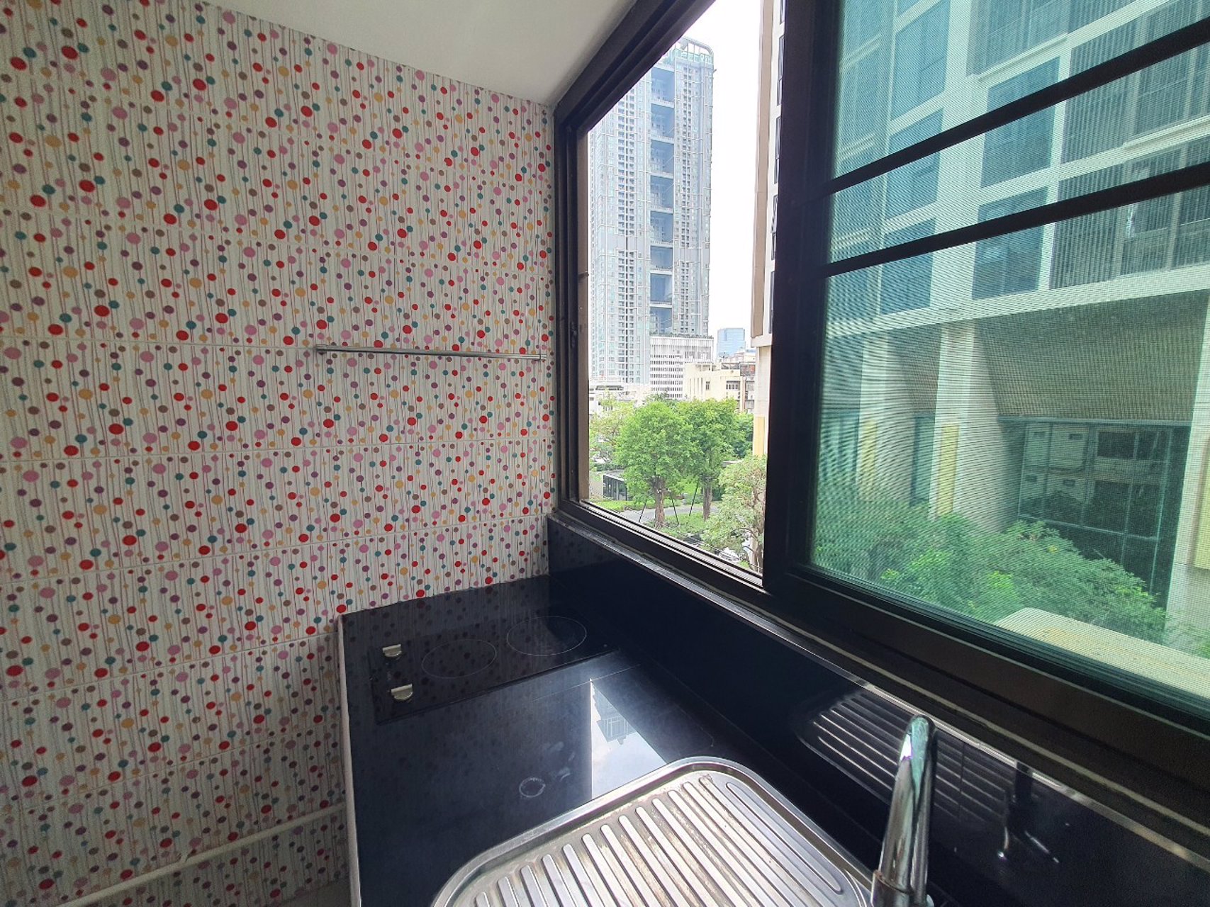 ขายคอนโดไดมอนปาร์คสะพานควาย