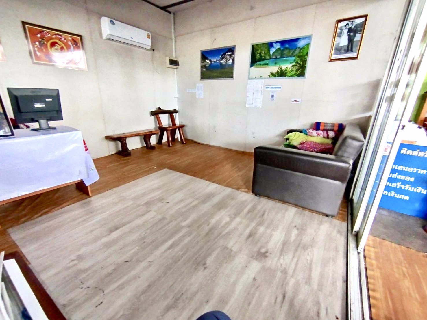 ขายด่วนมาก-ที่ดิน-พร้อมสิ่งปลูกสร้าง-ราคานี้ไม่มีแล้ว-ติดถนนใหญ่