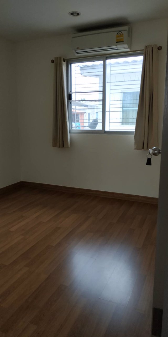 ขายทาวน์เฮาส์-3-ห้องนอน-ประเวศ-ใกล้-airport-rail-link-บ้านทับช้าง