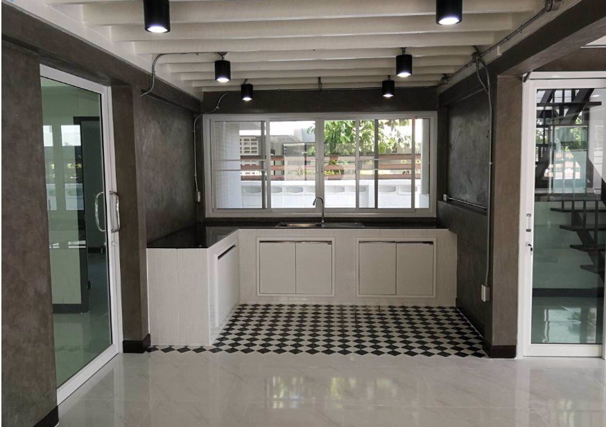 ให้เช่าบ้านเดี่ยว-2ชั้น-82-ตรว-ซอยรามคำแหง-44-บ้านแต่งใหม่สไตล์โมเดิร์น-ย่านรามคำแหง-จอดรถได้-5-คัน