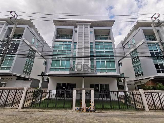 ให้เช่าโฮมออฟฟิศ-4ชั้น-พื้นที่ใช้สอย-900ตร-ม-biz-galleria-นวลจันทร์-เขตบึงกุ่ม-ที่จอดรถ-8-10-คัน-แ