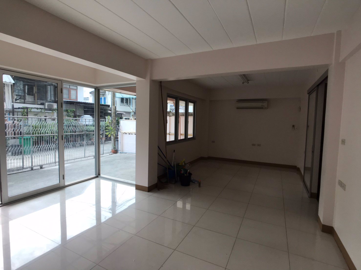 ให้เช่าบ้านเดี่ยว-3ชั้น-เหมาะทำโฮมออฟฟิส-และพักอาศัย-ย่านทาวน์อินทาวน์