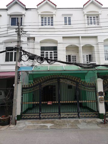 ให้เช่าทาวน์โฮม-3-ชั้น-ย่านลาดพร้าว-ใกล้รพลาดพร้าว-เหมาะพักอาศัยและทำโฮมออฟฟิศ