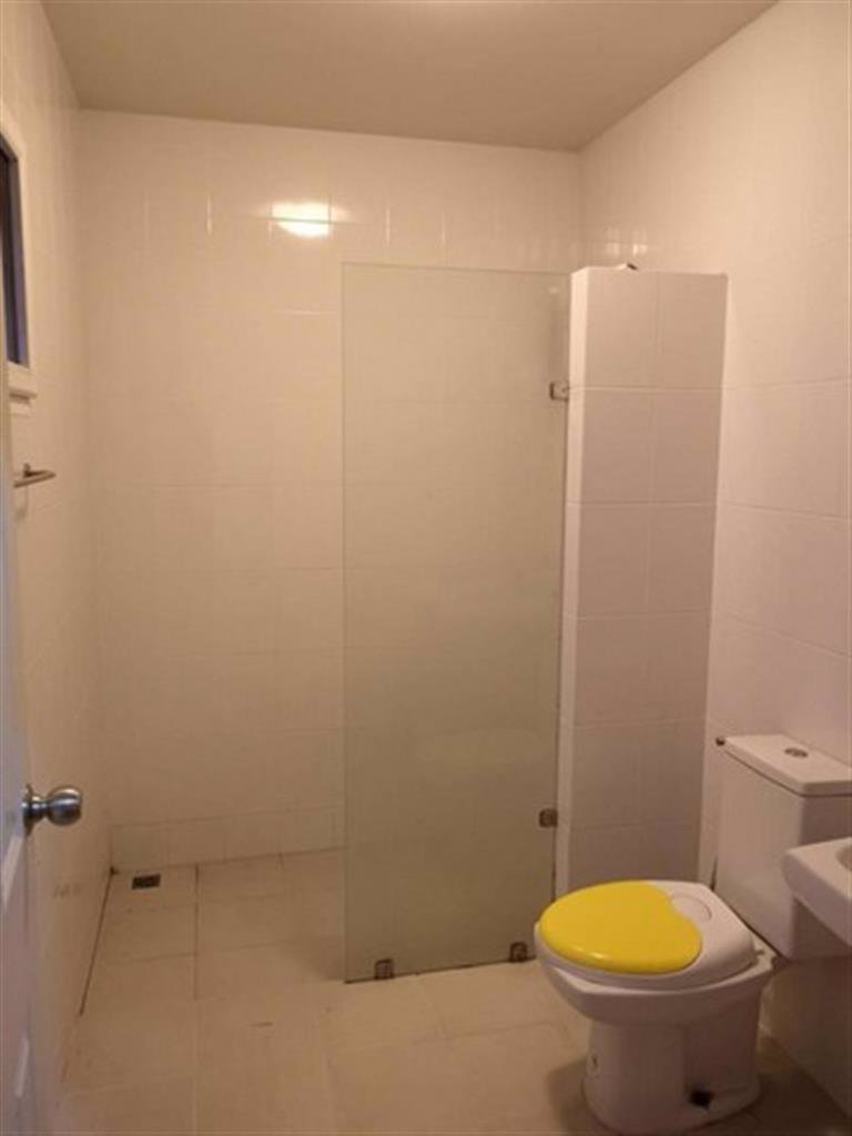 ให้เช่าทาวน์เฮาส์-3-ชั้น-เดอะริคโค่-วัชรพลเหมาะสำหรับอยู่อาศัยหรือทำออฟฟิศ