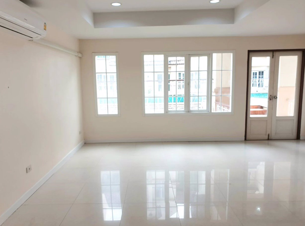 tk86-ให้เช่าทาวน์โฮม-4ชั้นเล่นระดับ-ใกล้mrt-ลาดพร้าว-เหมาะสำหรับอยู่อาศัยและโฮมออฟฟิต