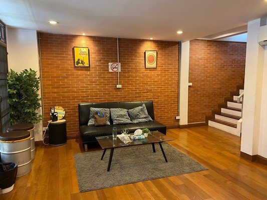 tk79-ให้เช่าทาวน์โฮมพื้นที่ใช้สอย-250-ตรเมตร-ในซอยสุขุมวิท-67-ใกล้สถานี-bts-พระโขนง