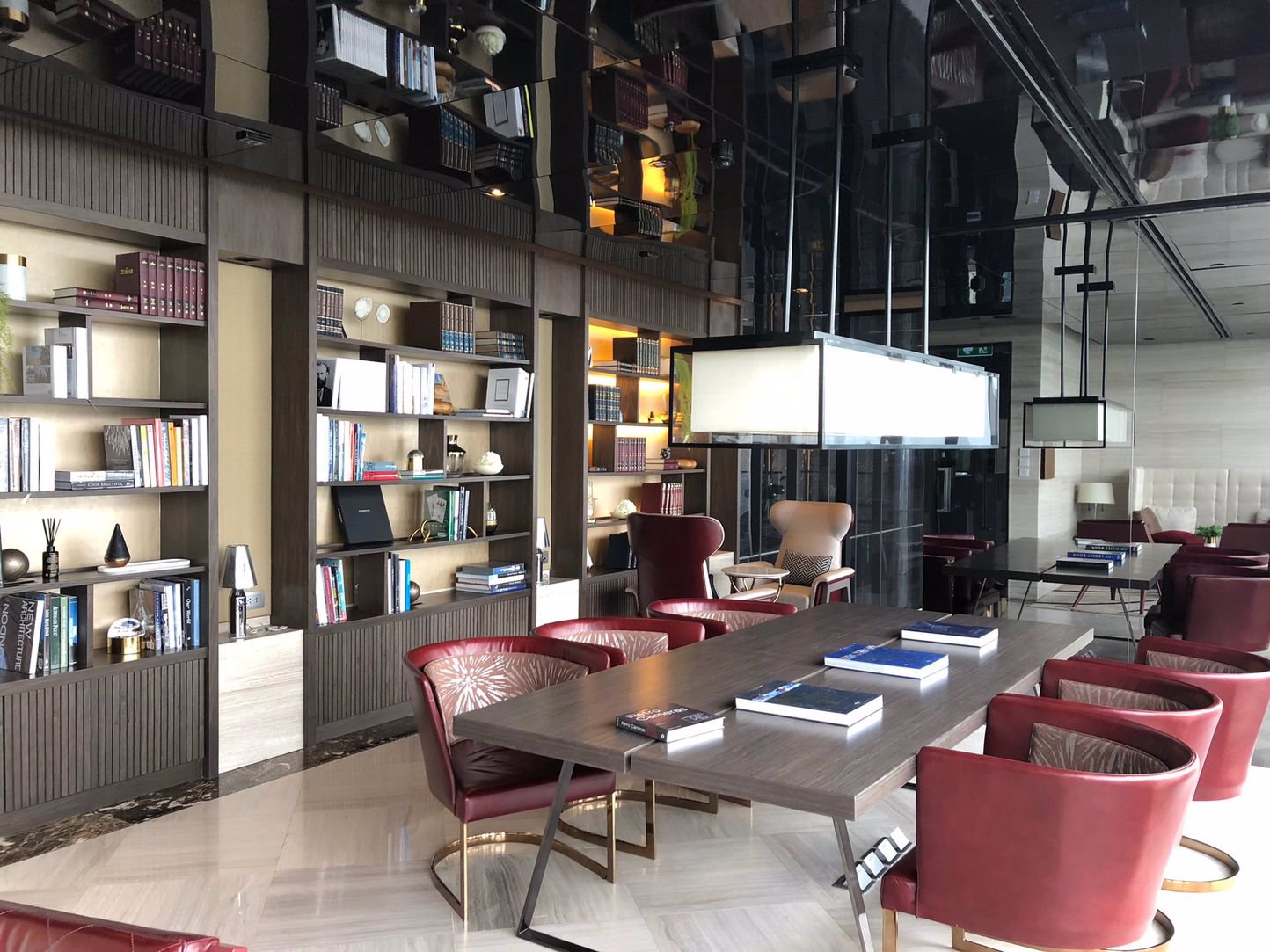 ให้เช่าคอนโดทำเลทอง-ashton-chula-silom-for-rent-