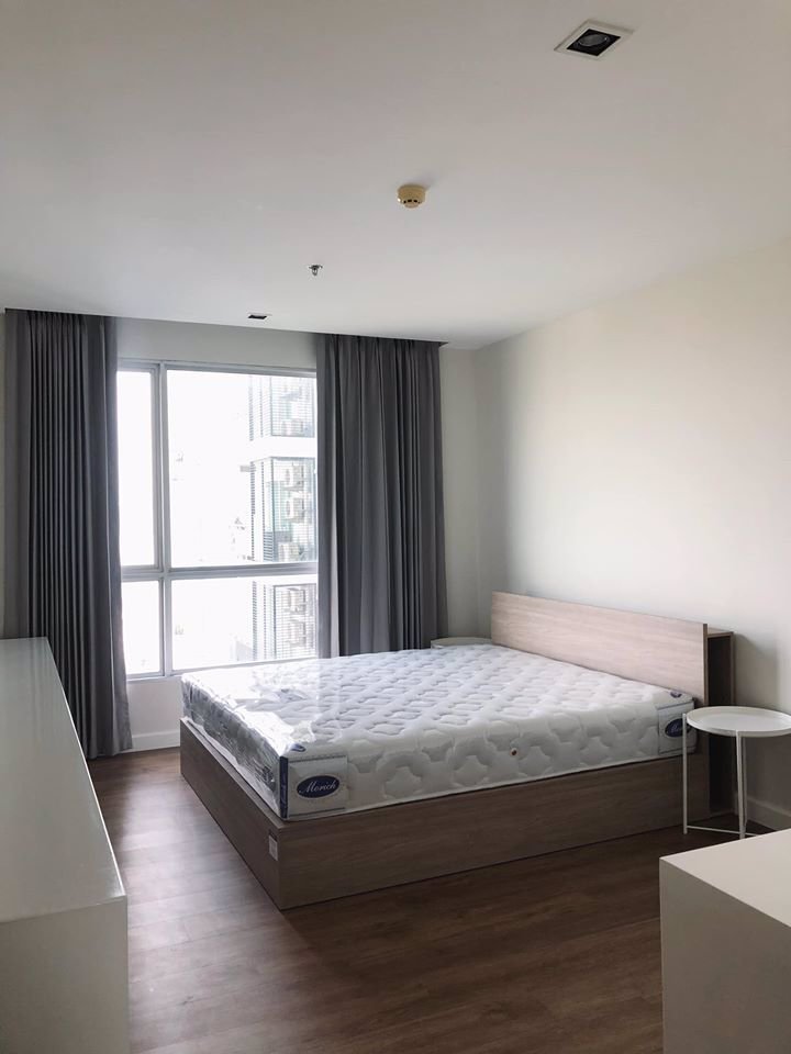 ให้เช่าคอนโดทำเลดี-เดอะรูม-สาทร-ตากสิน-the-room-sathorn-taksin-for-rent-level-10-size-81-sqm