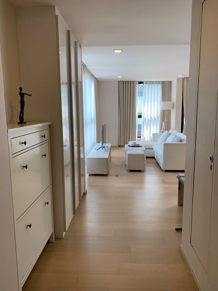 ให้เช่าคอนโดทำเลดี-ลีฟ-แอท-โฟตี้ไนน์-liv49-for-rent-level-7-size-95-sqm