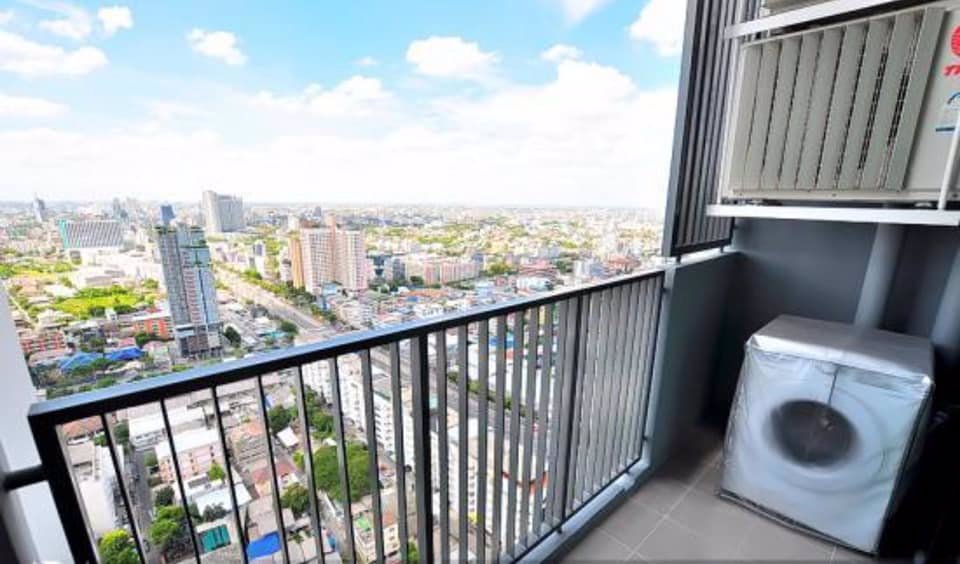 ให้เช่าคอนโดทำเลดี-ควีนคอนโด-รัชดา-17-quinn-condo-ratchada-17-for-rent-level-31-size-68-sqm