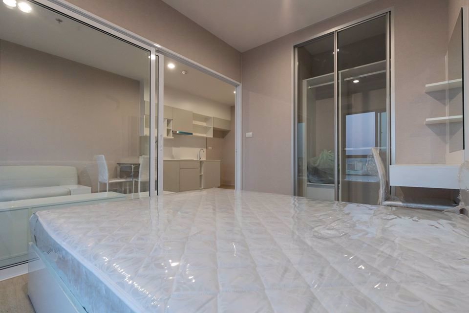 ขายคอนโดทำเลดี-พาร์คแลนด์-เพชรเกษม-ท่าพระ-ชั้น-​19-ขนาดห้อง-32-ตรม-1-ห้องนอน-1-ห้องน้ำ