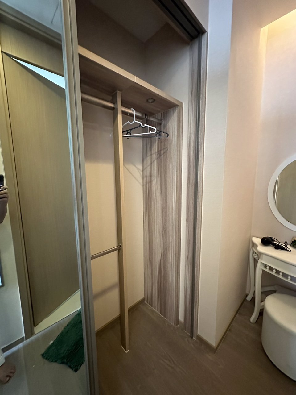 ให้เช่าคอนโด-สิงห์เอสเตท-ชั้น36-ขนาด45-ตรม-วิวถนนอโศก