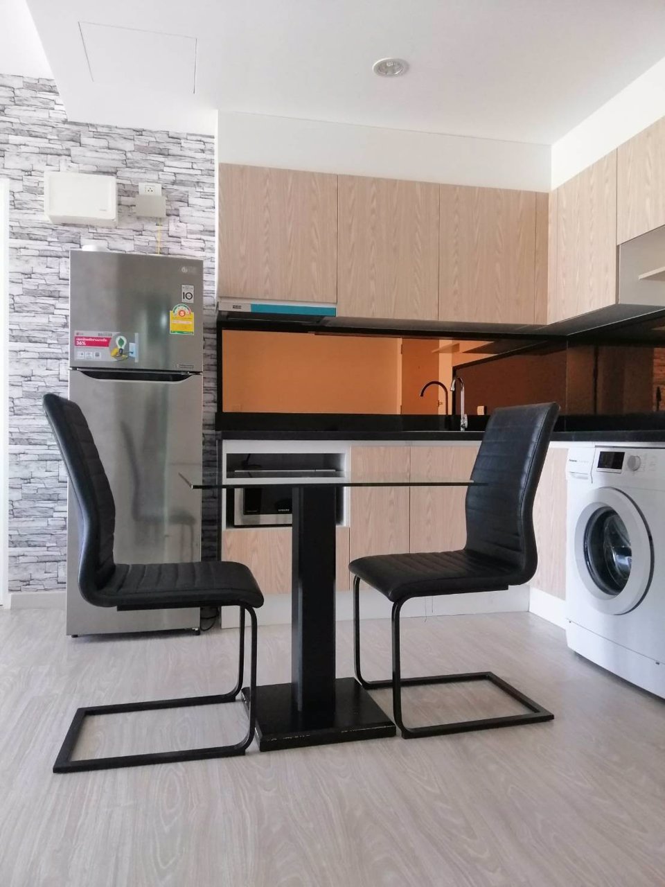 ขายด่วน-คอนโด-อัพ-เอกมัย-2นอน-2น้ำ-ขนาด-60-ตรม-ชั้น22-ห้องสวย-พร้อมอยู่-ราคาเพียง-850-บ้านบาท